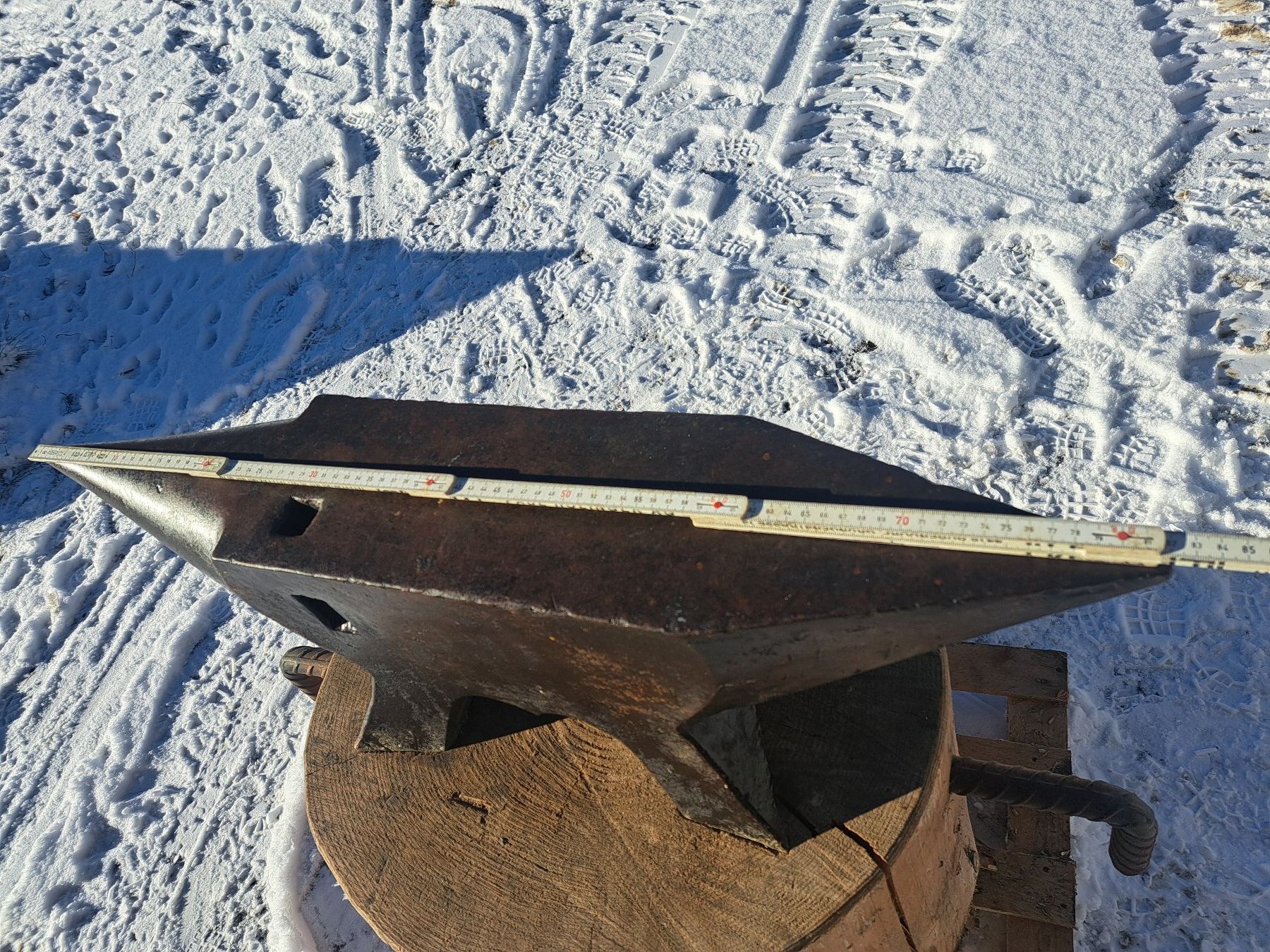 Attrezzi da lavoro: Amboss mit Sockel – Usato da Gempen venduto da scalt 2