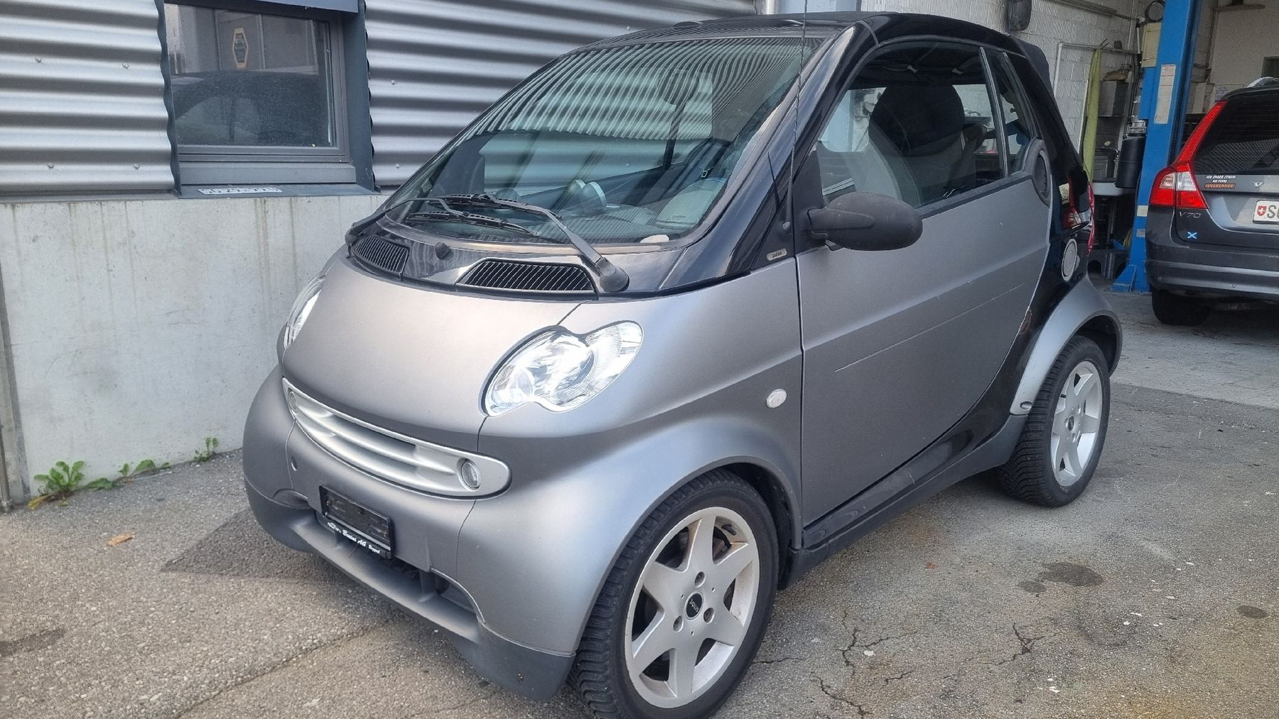 Smart Automobili: Smart fortwo 450 Cabrio – Usato da Altenrhein venduto da Blauwild 1