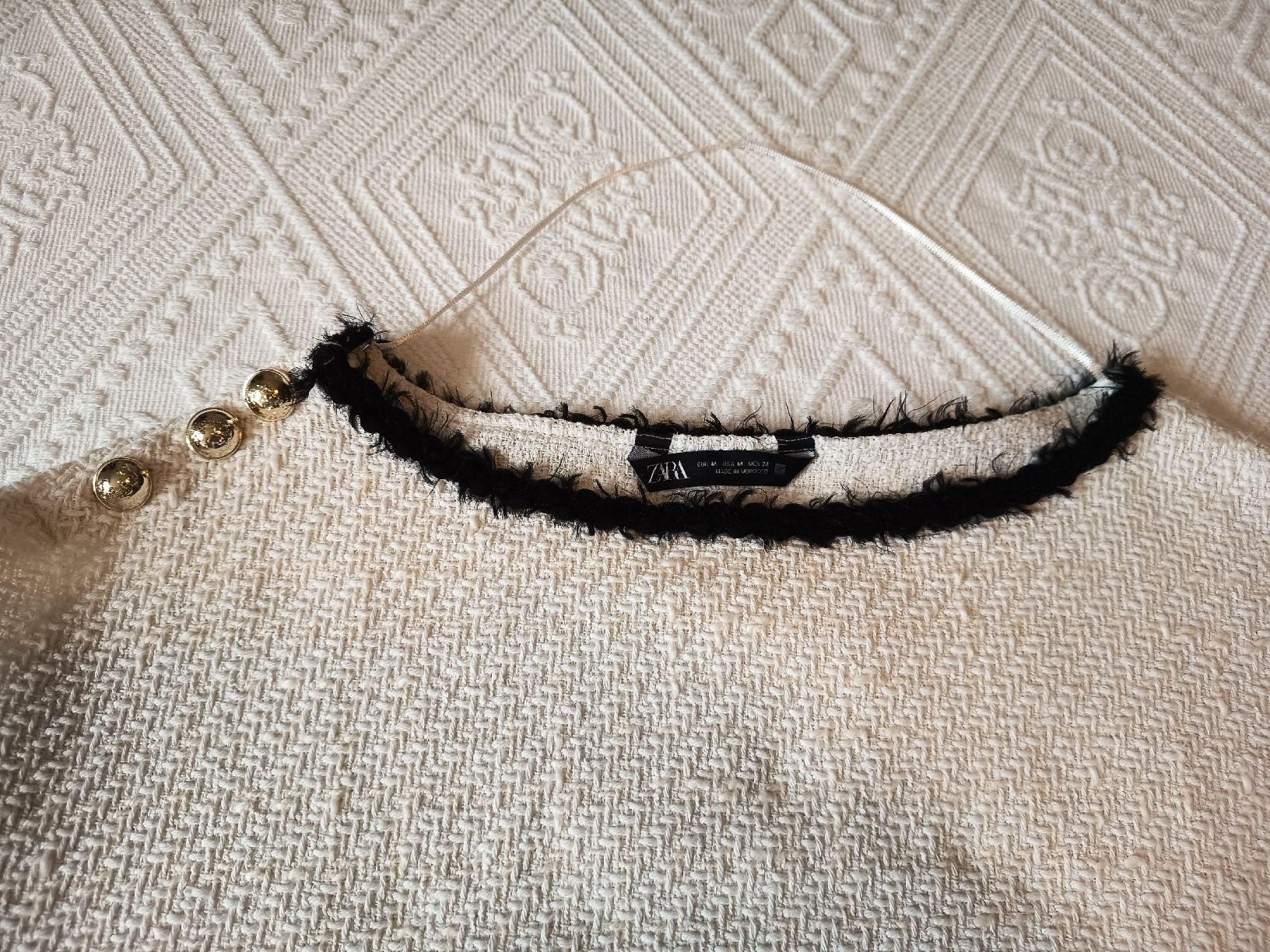 Zara Top: Zara Top beige short sleeve – Nuovo (secondo la descrizione) da Basel venduto da beg_6v7r 2