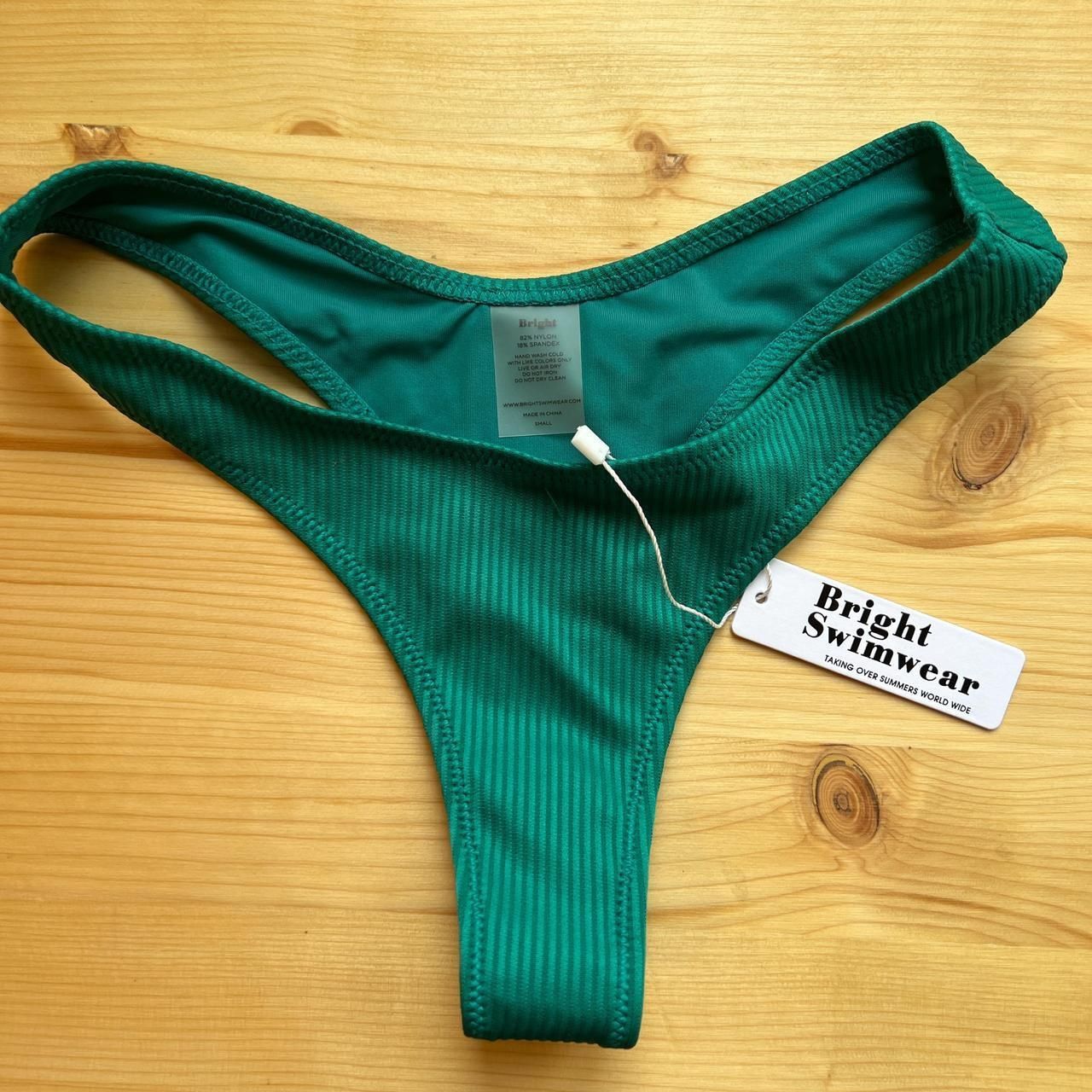 Costumi da bagno & Bikini: 4 Bikini-Hosen Größe S - Neu – Nuovo e nell'imballaggio originale da Biel/Bienne venduto da alr_swz5 1
