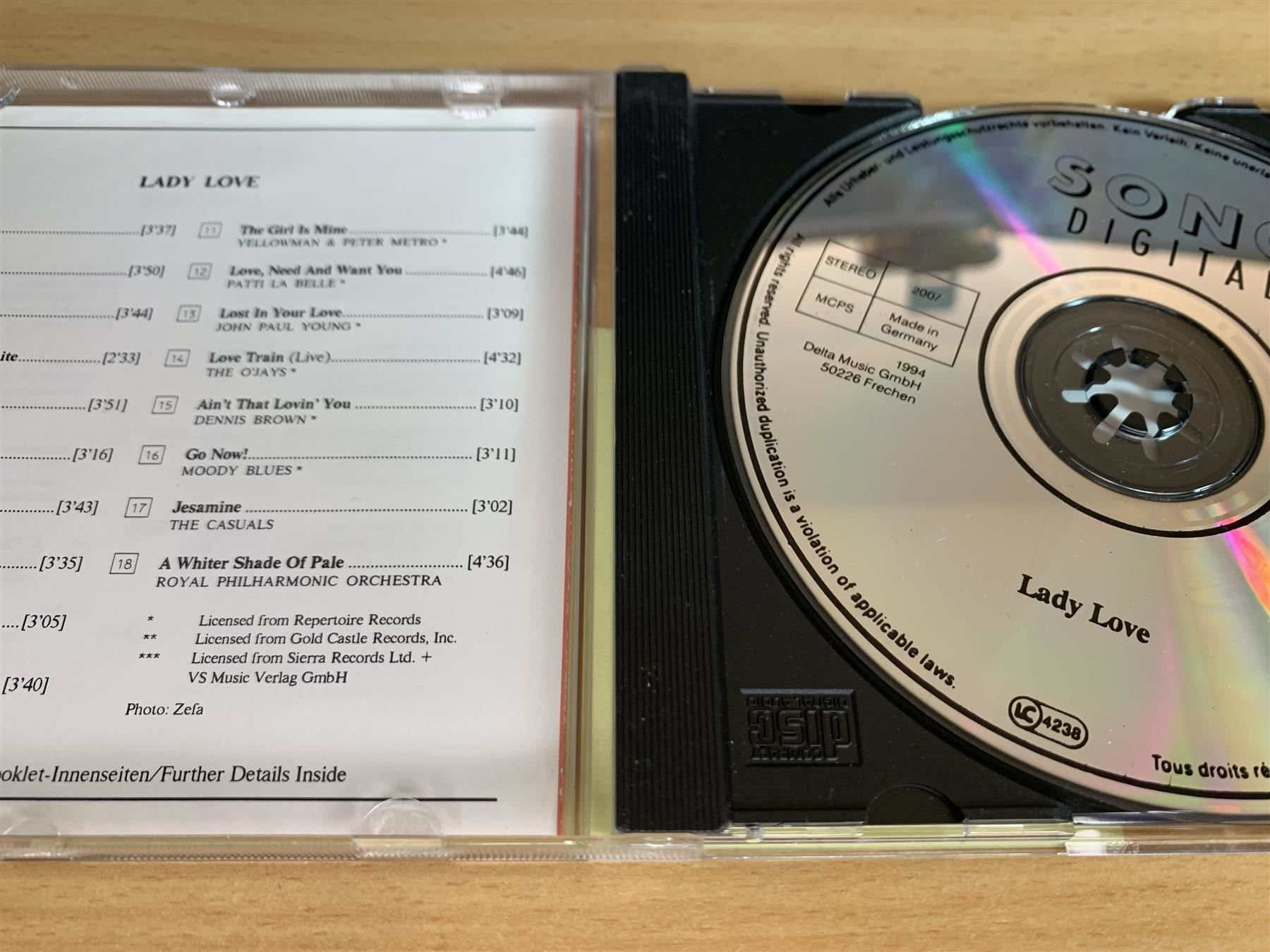 CD: Various – Lady Love – Usato da Rikon im Tösstal venduto da Alpenmutz 2