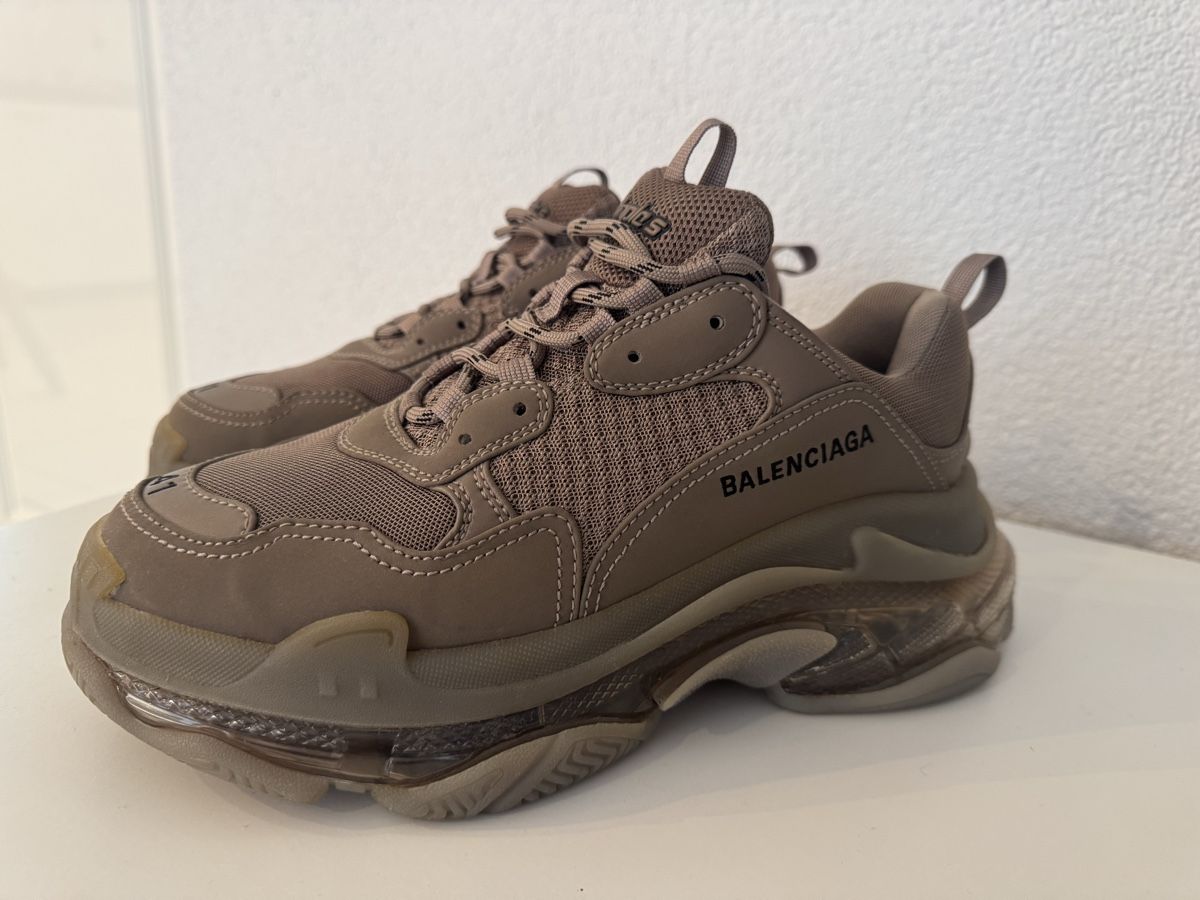Balenciaga Scarpe da uomo: Balenciaga Triple S - Pointure 43! – Nuovo (secondo la descrizione) da Moutier venduto da Vane-Ortiz