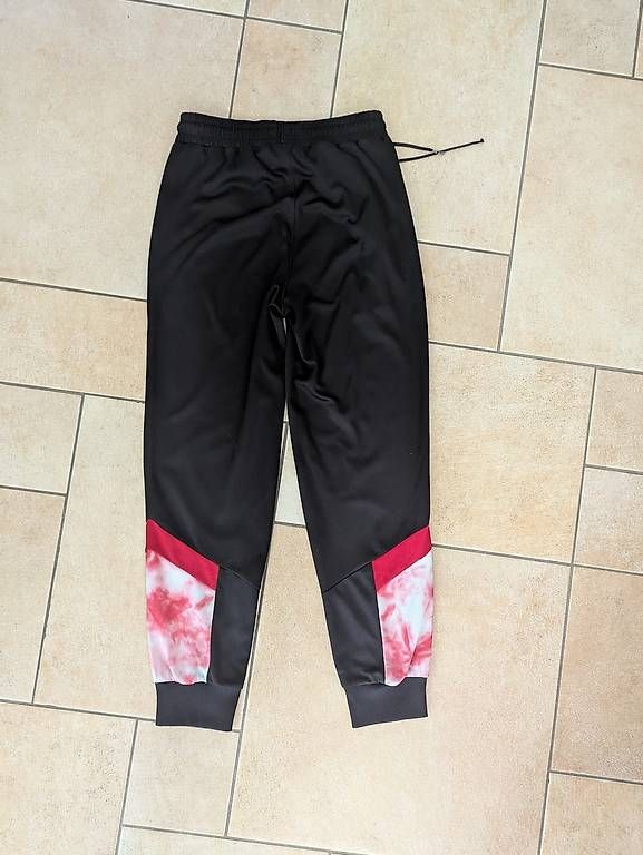 Pantalons: Training AC Milan  – D'occasion à Saillon par vic_xny8 1