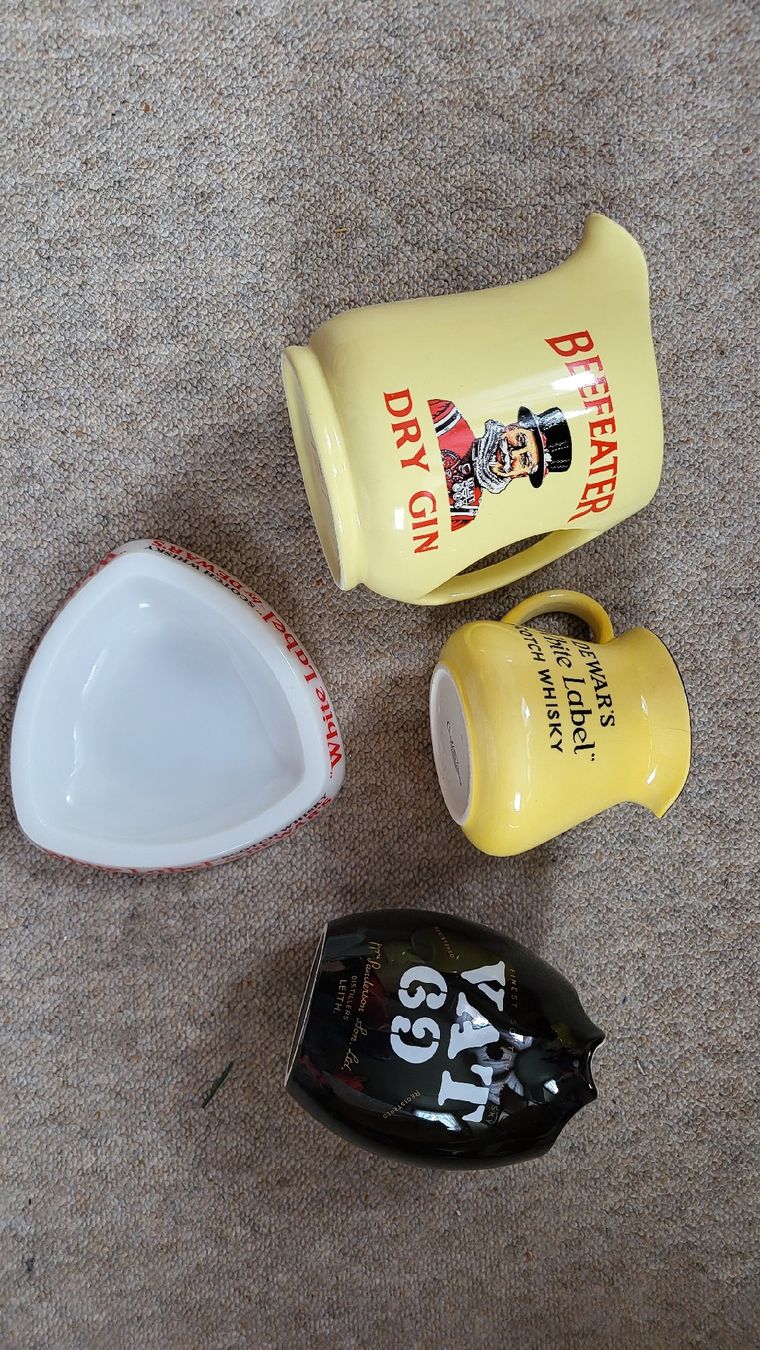 Tazze: Henkeltassen made in England – Usato da Appenzell Steinegg venduto da albert89