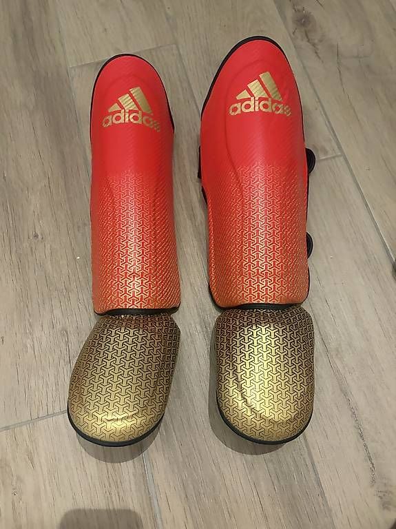Protezioni & Imbottiture: Adidas Schienbeinschoner – Usato da sins venduto da heg_2ns5 1