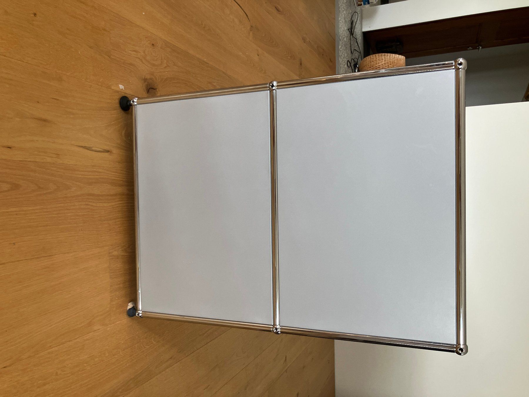 USM Cassettiere: Sideboard USM Haller – Usato da Erlinsbach venduto da Deente 2