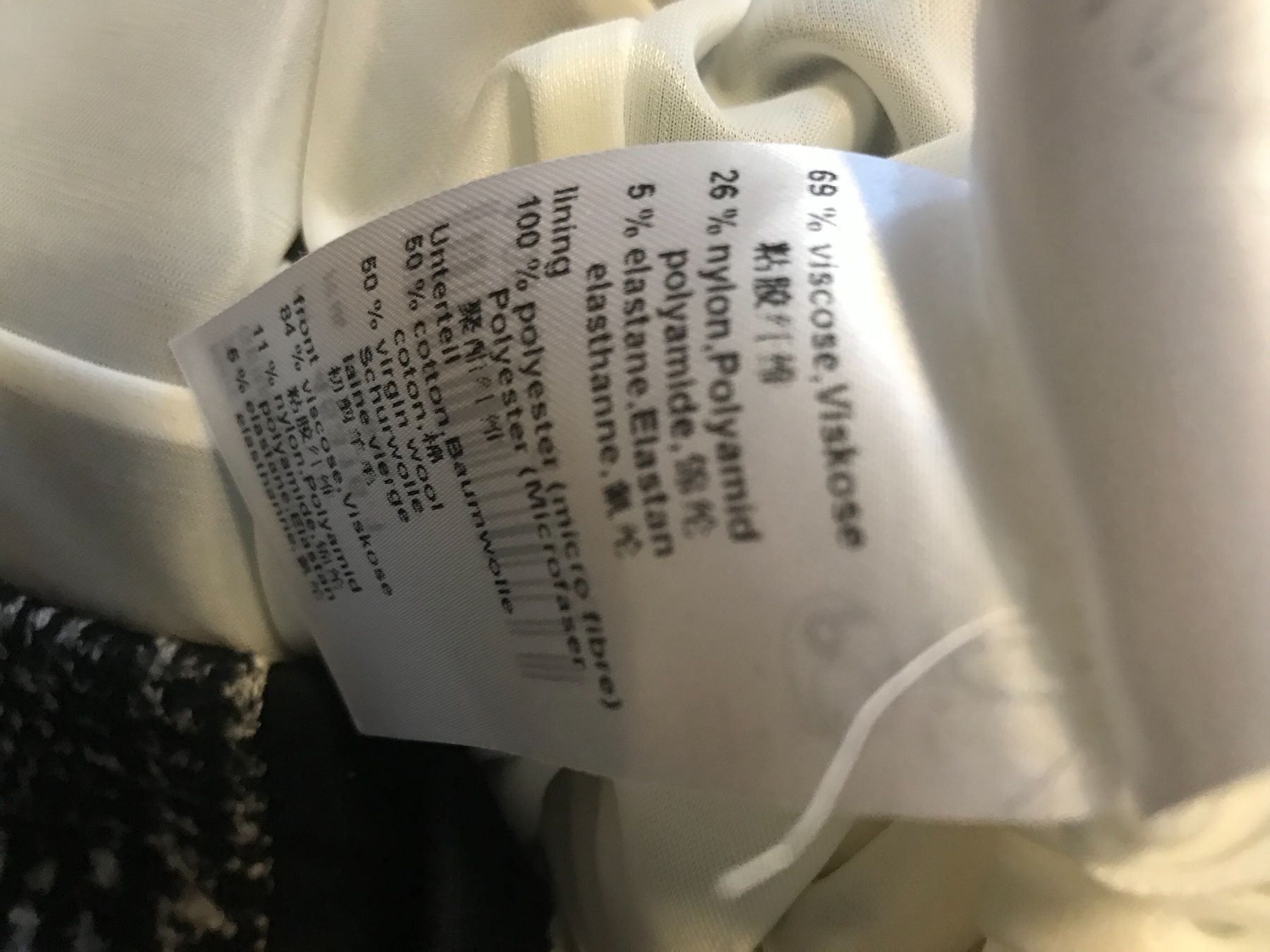 Marc Cain Kleider: Original Kleid von Marc Cain , T3 – Gebraucht aus ZÜRICH von Mitzi-2025 6