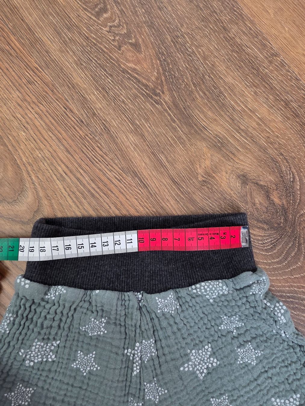 Pantaloni: Hose, Jogginghose, Stoffhose Gr. 98/104 – Usato da Nebikon venduto da Japostyle 3