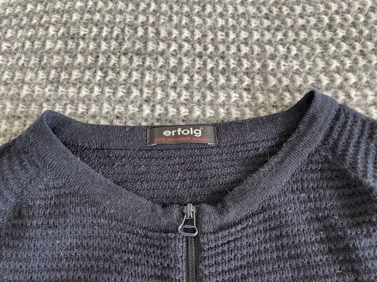 Giacche: Erfolg Merino-Strickjacke, S – Usato da Zürich venduto da Punkt... 2