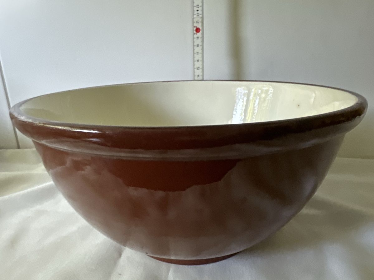 Ciotole: Alte Steingut Teig-Schüssel, braun, Durchmesser ca. 27 cm – Usato da Zürich venduto da Chaeffeler 5