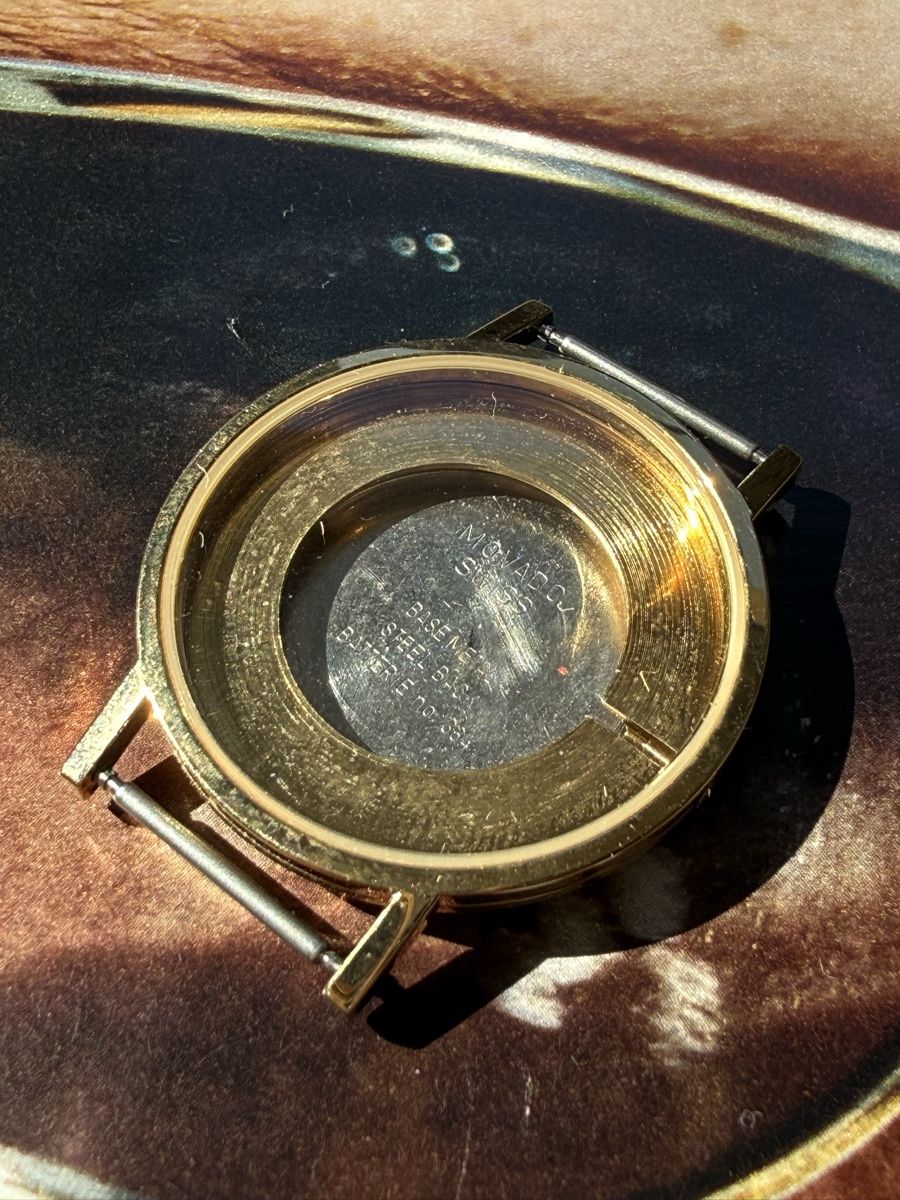 Movado Orologi: Vintage, NOS Movado Museum Gehäuse – Nuovo (secondo la descrizione) da Stäfa venduto da Uhrenthusiast