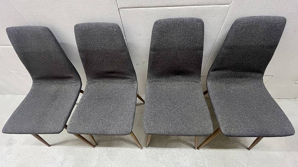 Sedie: 4 moderne Esszimmerstühle aus Stoff  Grau / Eiche – Usato da Birmensdorf ZH venduto da onlineflo 4