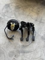 Polo 6n1 Pedale und Bremskraftverstärker