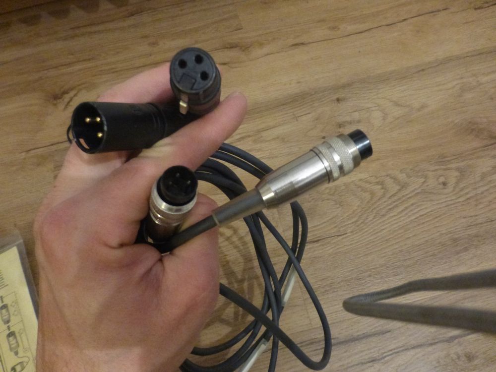 10 Spine Per Altoparlante DIN 41529 Avvitabili - Colore Nero, Confezione Conveniente - Foto 3