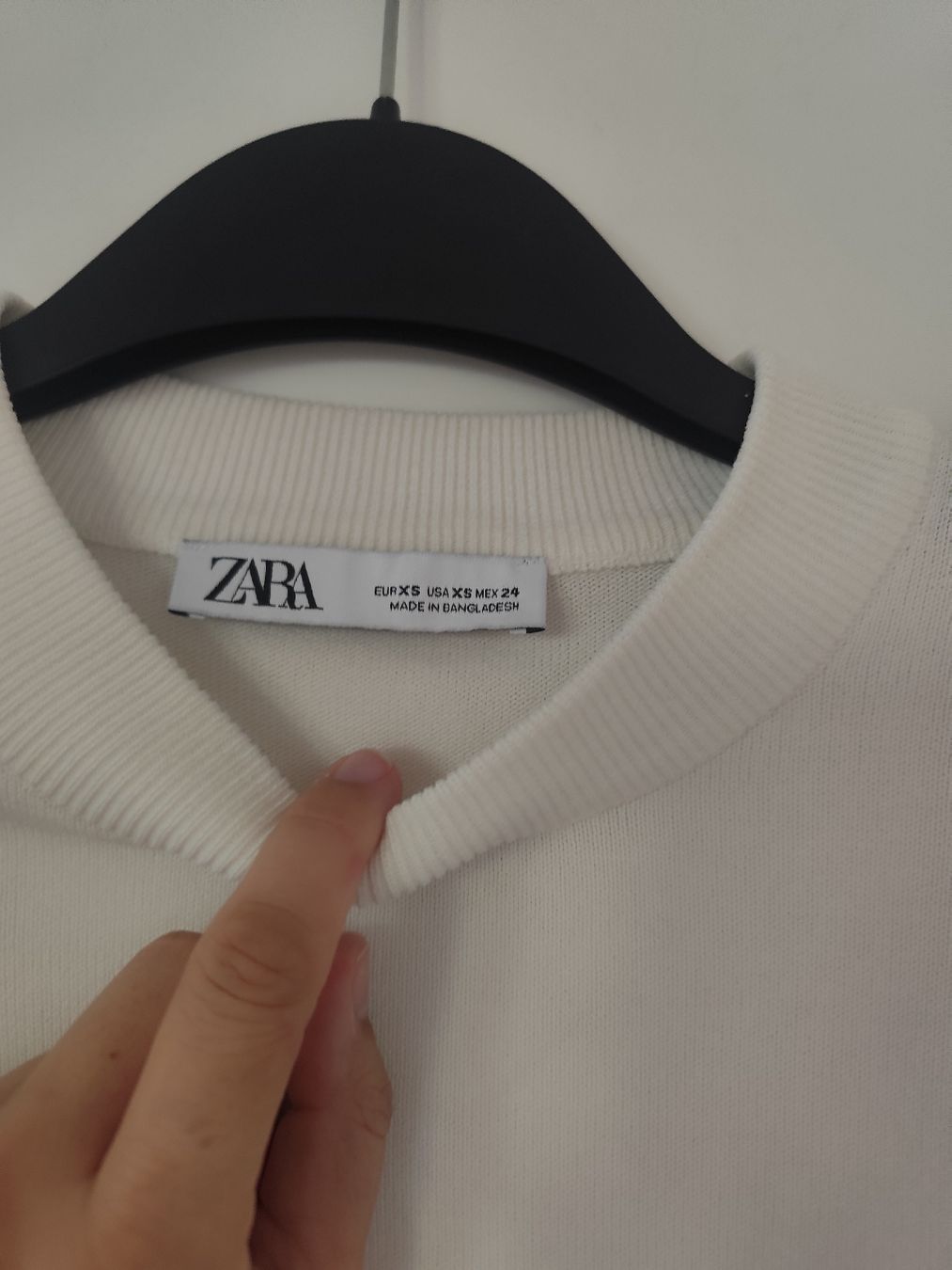 Lots de vêtements: Kleid und 2 Oberteile – D'occasion à Zürich par Claudia_Zueri 3