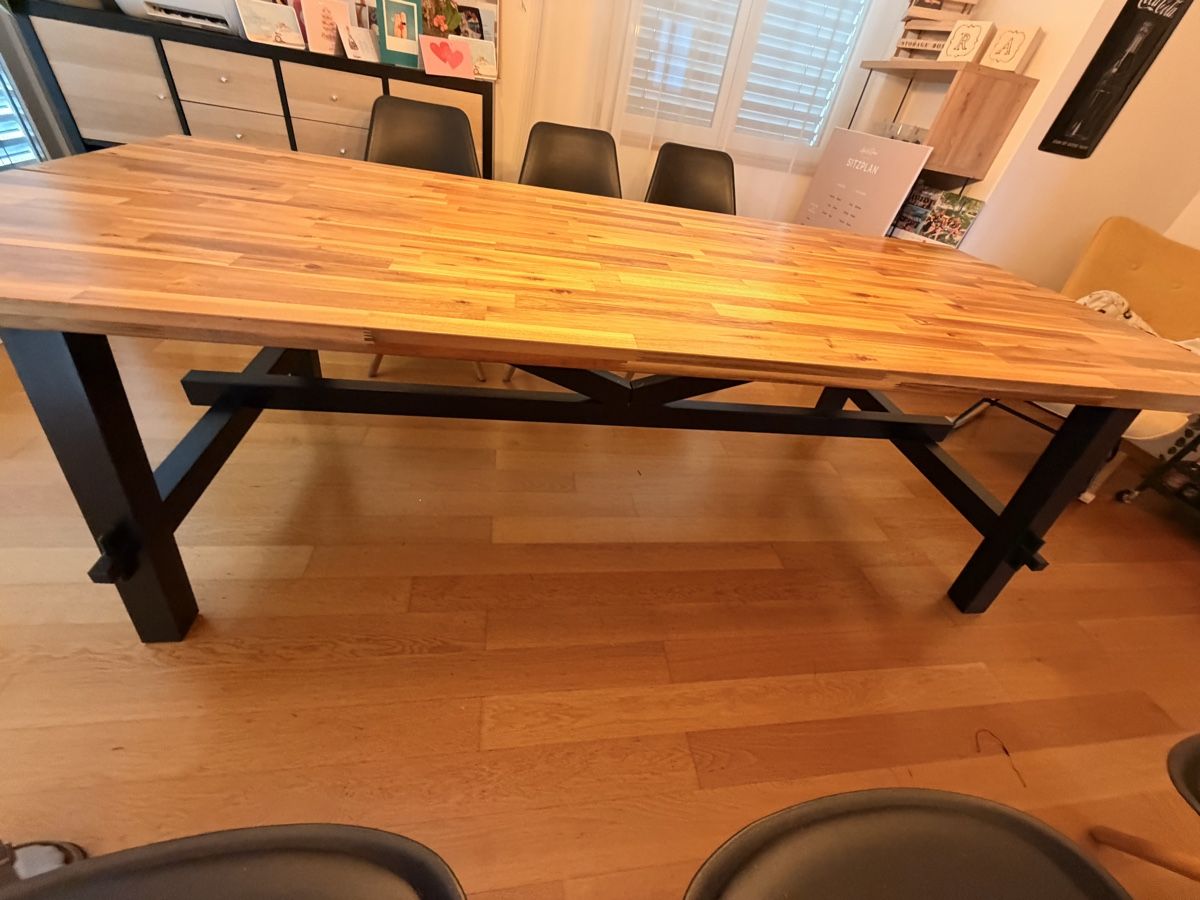 Tavoli: Esstisch Skogsta (IKEA) – Usato da Uster venduto da KingZimmi 1