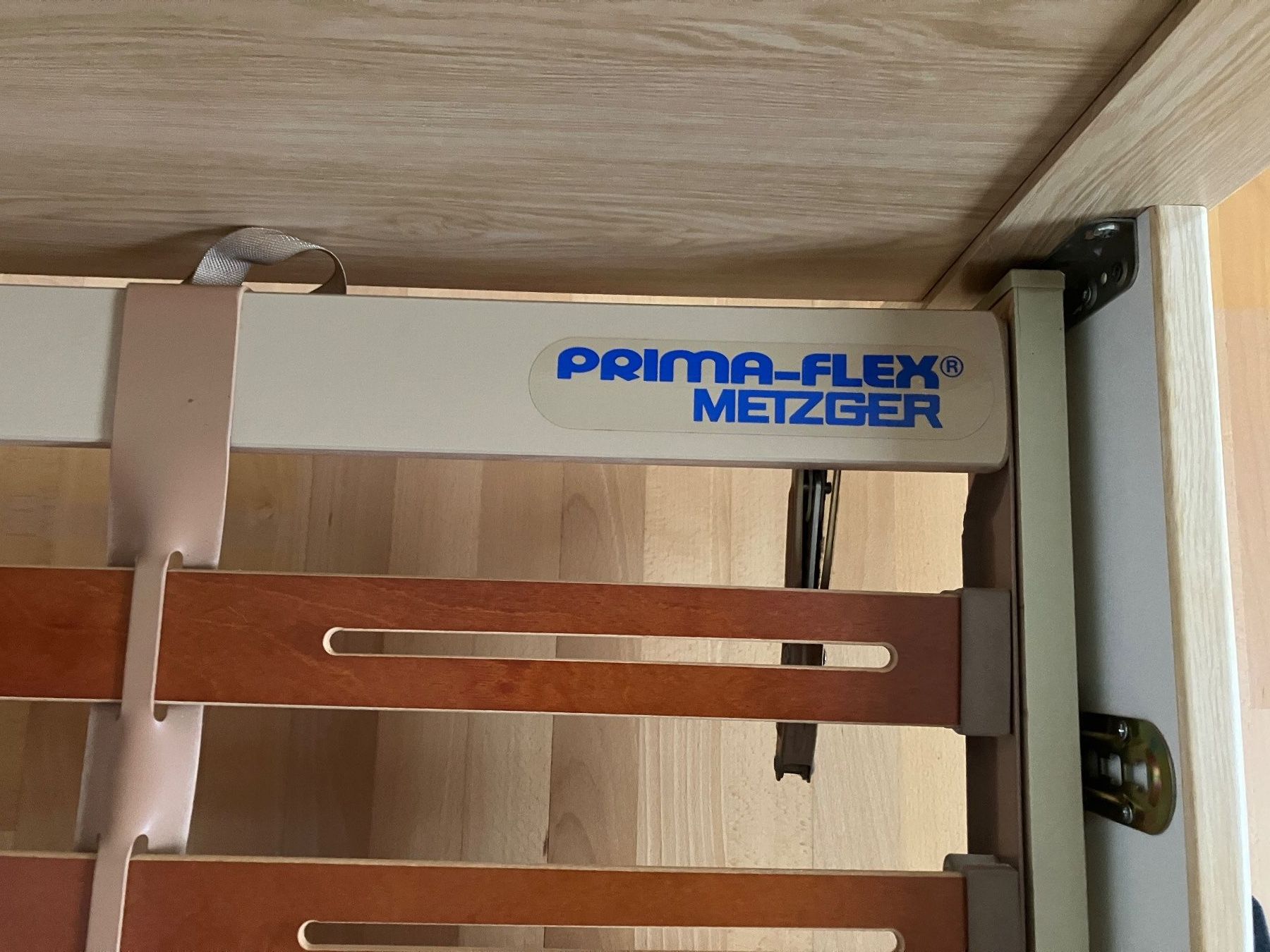 Letti: Einzelbett 90x190 inkl. Lattenrost – Usato da Uster venduto da shaege 2
