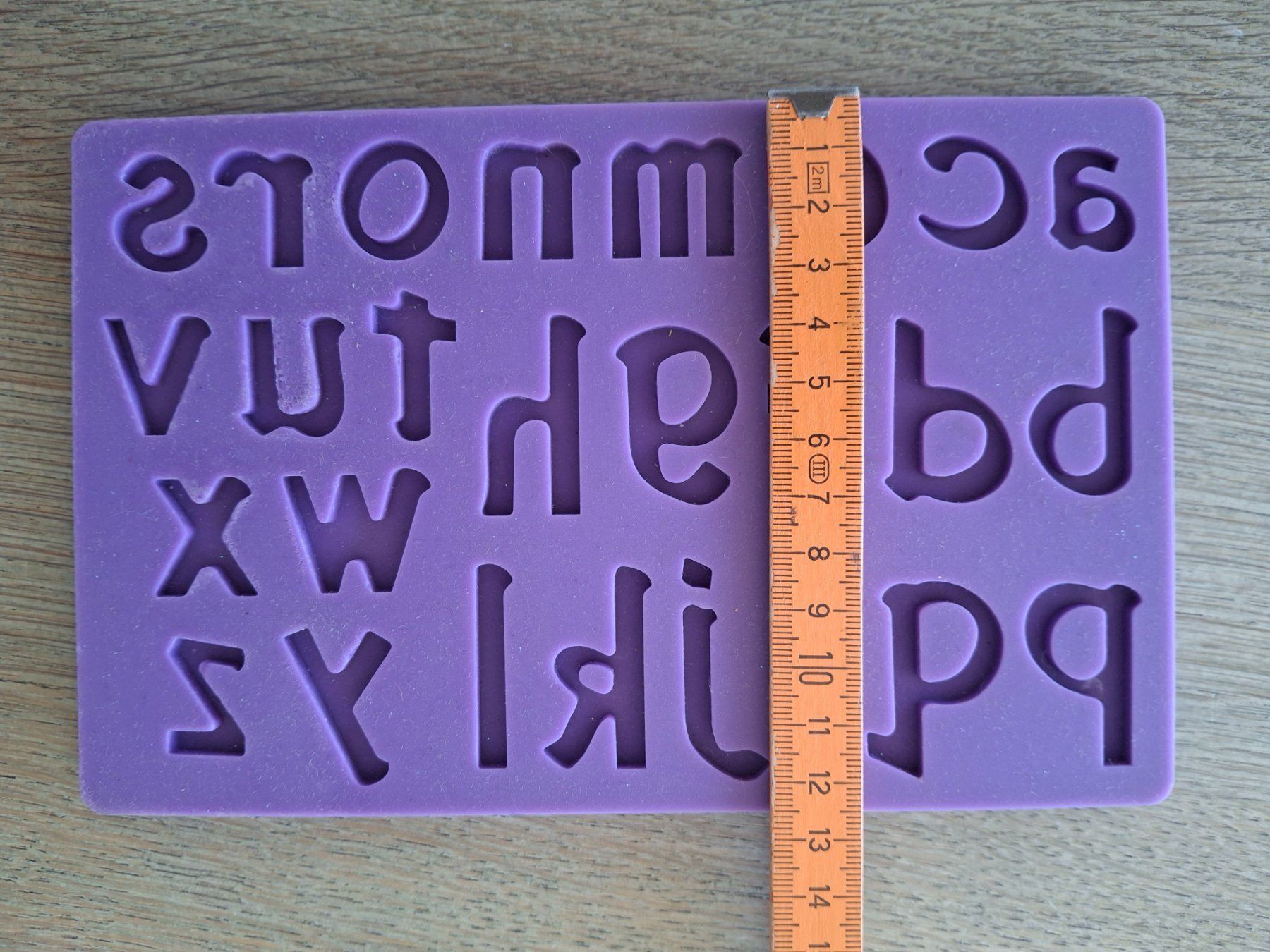 Moules à gâteaux: Silikonform Buchstaben Kleinbuchstaben – D'occasion à Walterswil SO par Jerry_maus 1