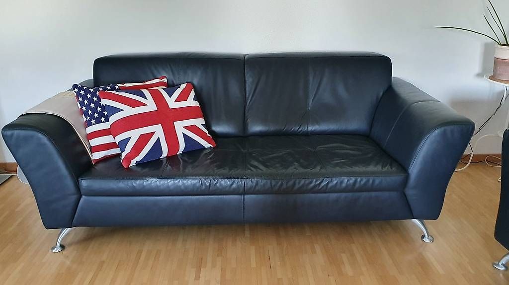 Pfister Divani: Gratis 2+3 Leder Sofa von Möbel Pfister – Usato da Rain venduto da Jeggi1
