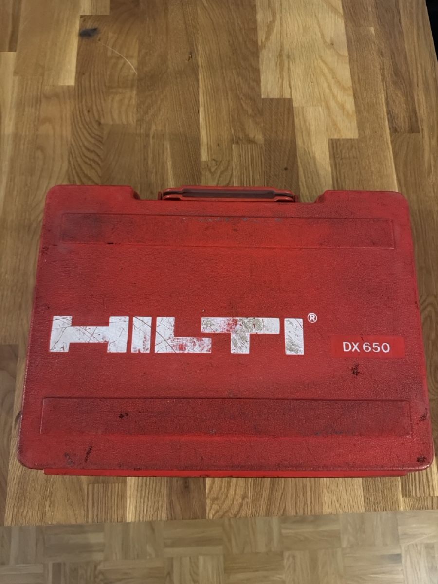 Hilti Tutti gli attrezzi: HILTI DX – Usato da Brügg BE venduto da traindenuit