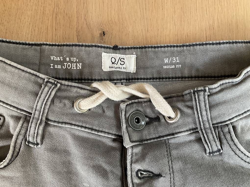 Esprit Jeans: Jeans Shorts Q/S von ESPRIT – Usato da Regensdorf venduto da Oli5633 1