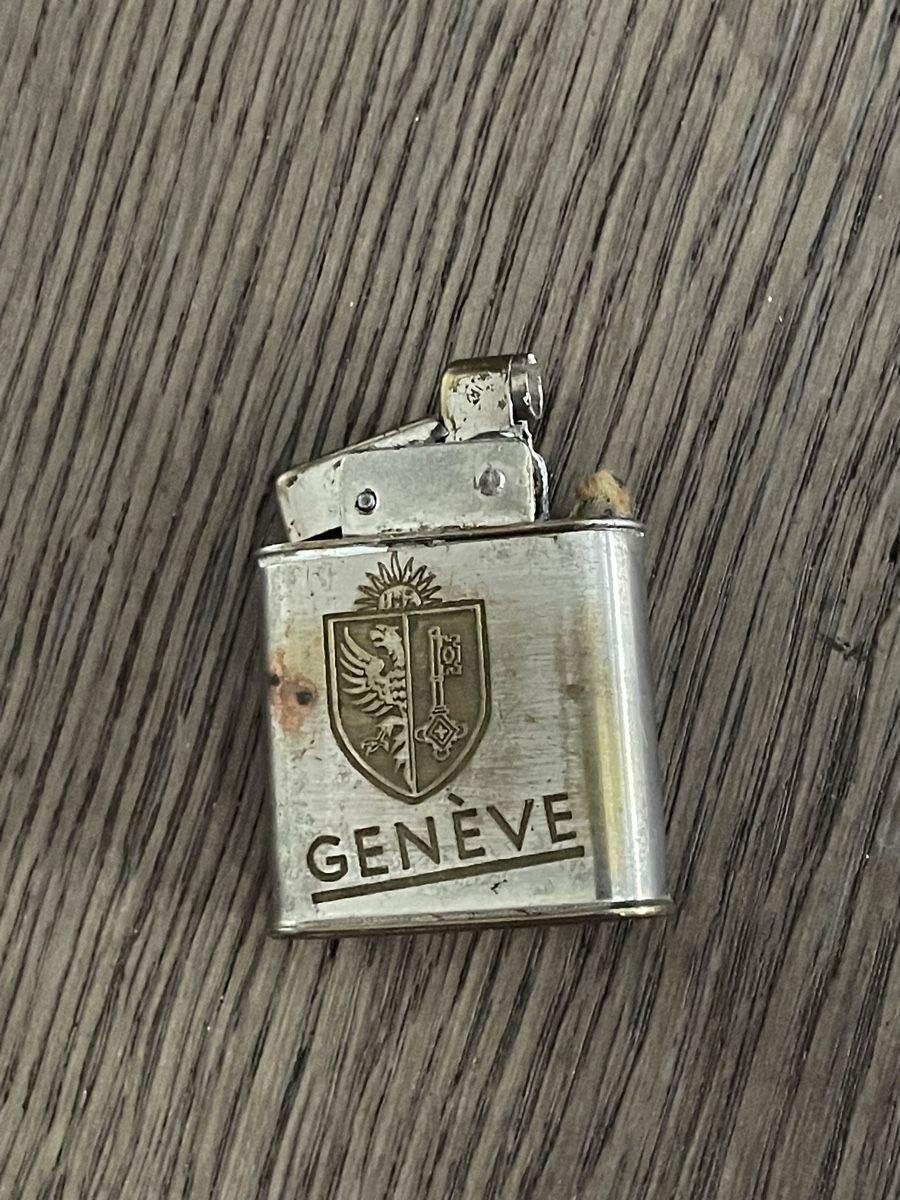 Feuerzeuge: Briquet essence vintage Genève – Gebraucht aus Vésenaz von atadde 2