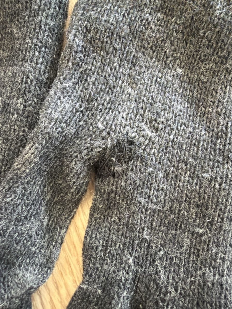 Handschuhe & Handstulpen: Handschuhe grau Wolle – Gebraucht aus Au ZH von eac_gm25 1