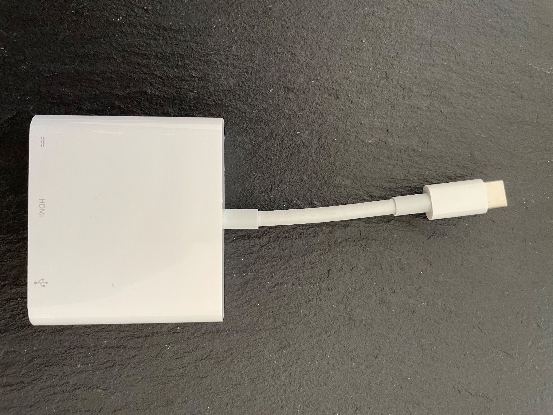 Apple Laufwerke & Adapter: Apple USB‑C Digital AV Multiport Adapter (HTMI, USBA, USBC) – Gebraucht aus Basel von  1