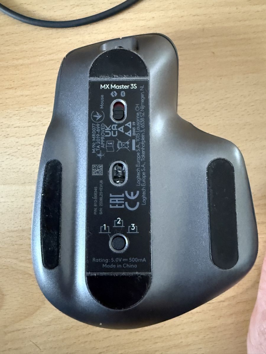 Logitech Maus: Logitech MX Master 3S Maus kabellos schwarz TOP ZUSTAND – Gebraucht aus Toffen von barkeeper13 4
