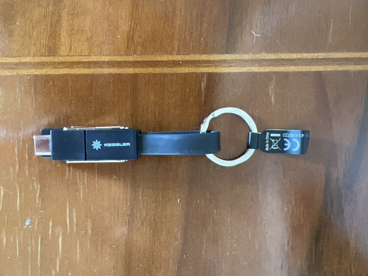 Cavi: Schlüsselring mit 3in1-Kabel – Nuovo e nell'imballaggio originale da Zürich venduto da Nora321