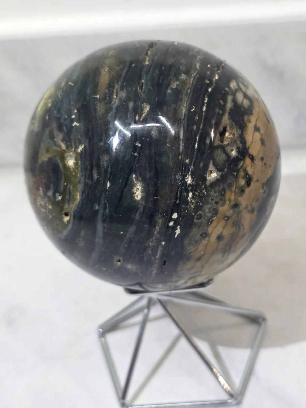 Minerali & Pietre curative: Regenwaldjaspis Kugel B 68mm 420g – Nuovo e nell'imballaggio originale da Matzingen venduto da Shay_Crystalz 2