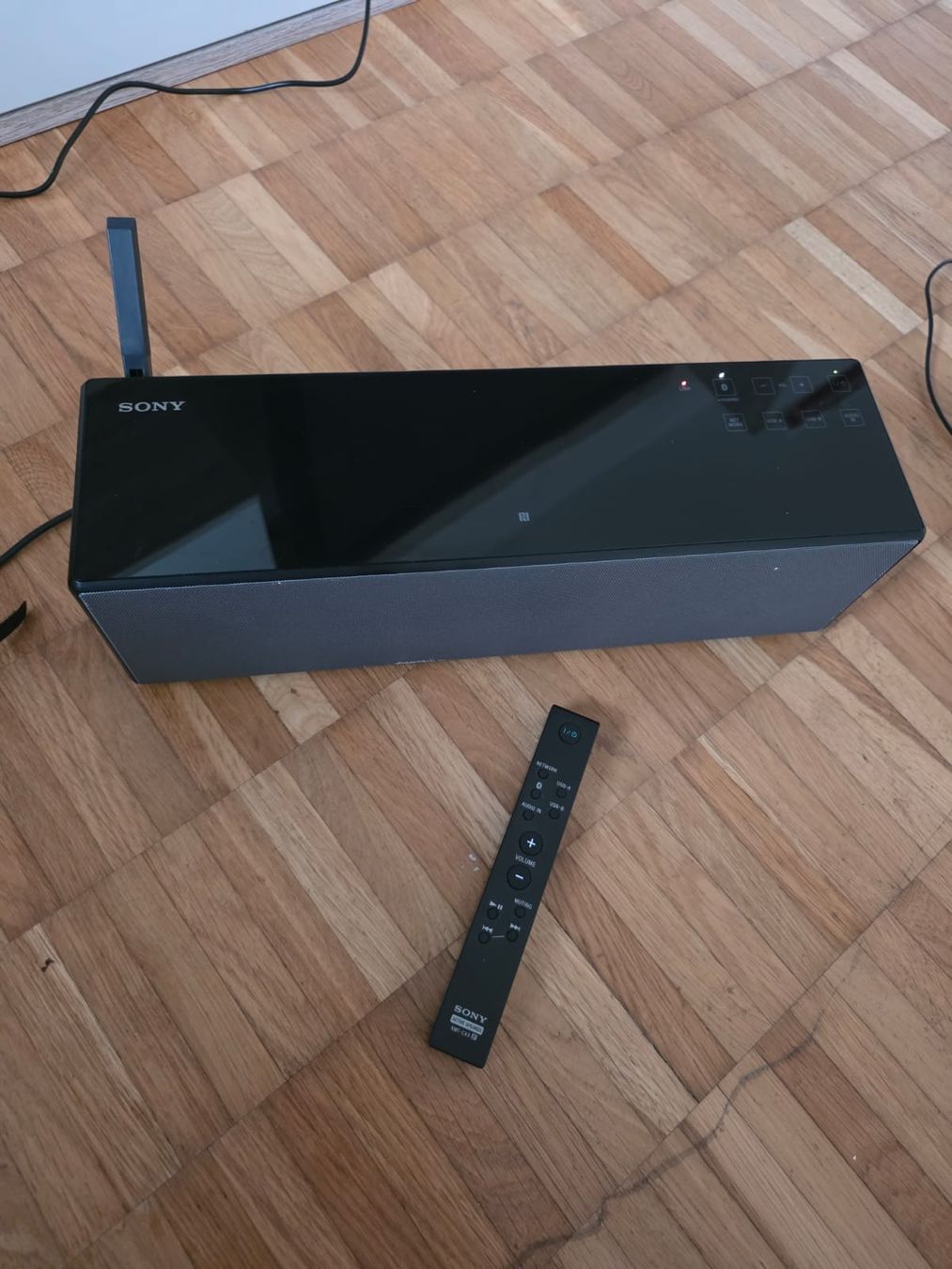 Sony Casse acustiche: Sony SRS-X88 Wireless Speaker System - Soundbar – Usato da Zermatt venduto da MrsMrRabbit 3