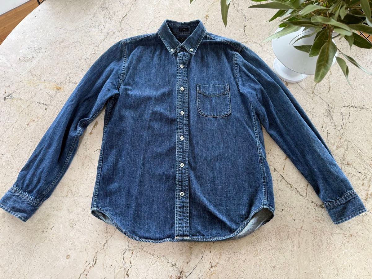 J.Crew Camicie: J CREW Slim Fit Denim Hemd M – Usato da Lugnorre venduto da jettsett 1