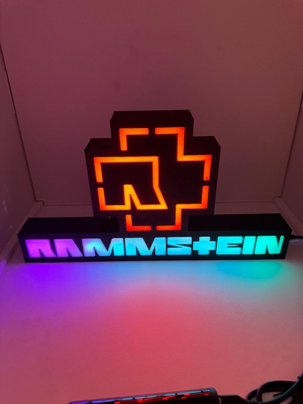 Lampade: Lightbox lampe led RAMMSTEIN RGB – Nuovo (secondo la descrizione) da Vicques venduto da PAMB3D 7