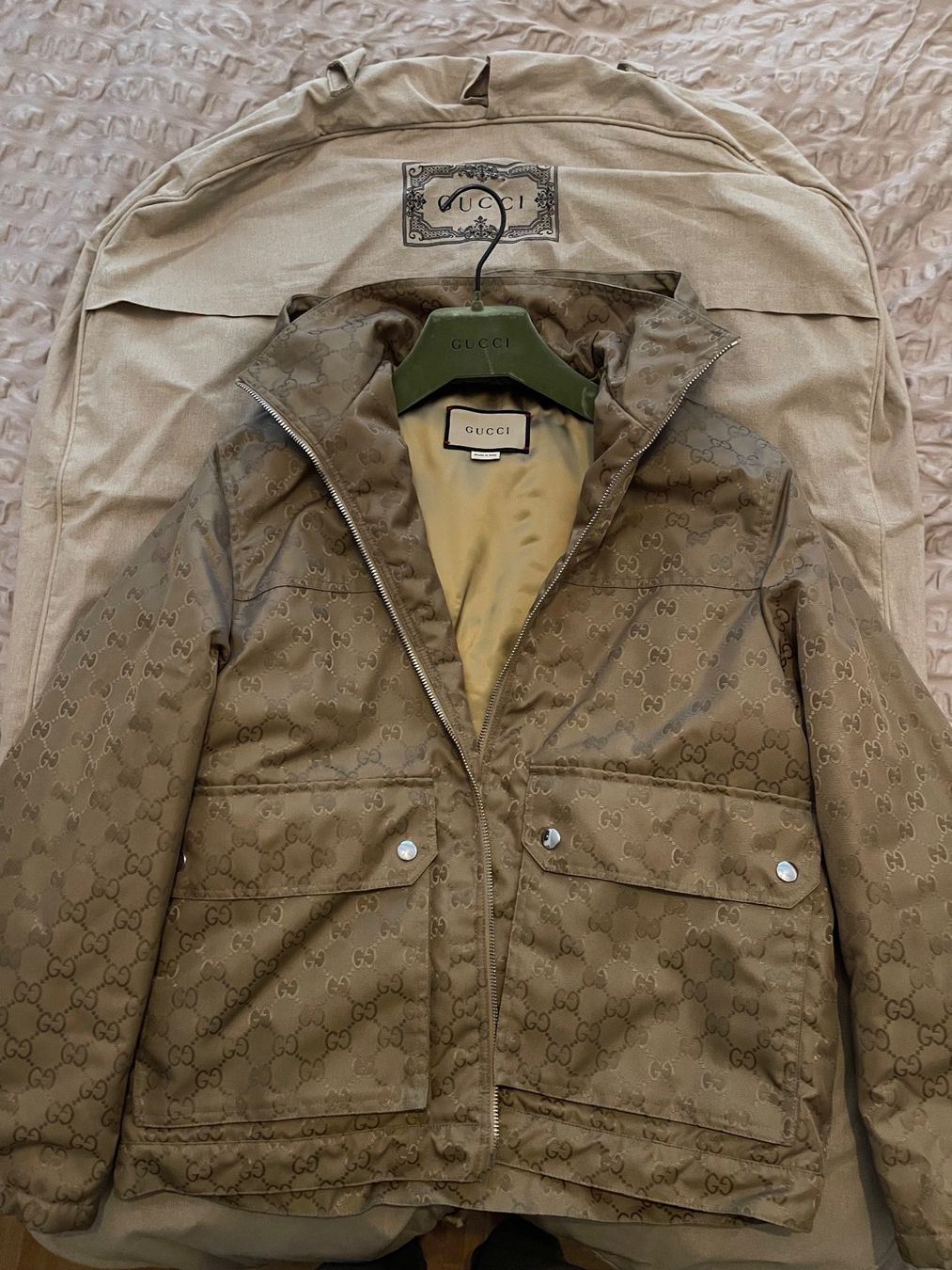 Gucci Jacken: GUCCI GG NYLON CANVAS PADDED JACKET – Gebraucht aus Lausen von ivanasko3 1