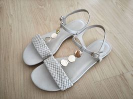 Sandalen beige Gr 41 NEU!