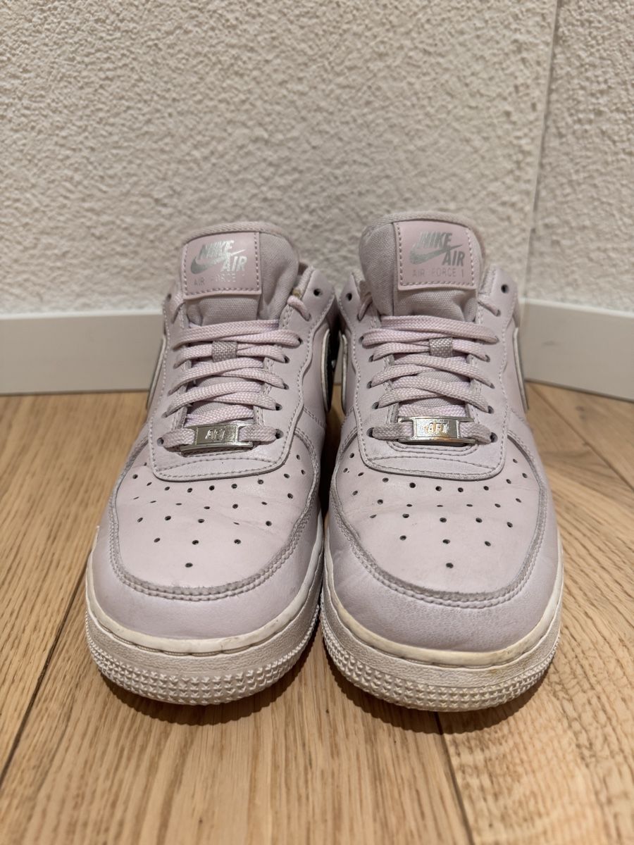 Nike Scarpe da donna: Airforce One Grösse 39 Flieder – Usato da Niederglatt ZH venduto da Nicole2911