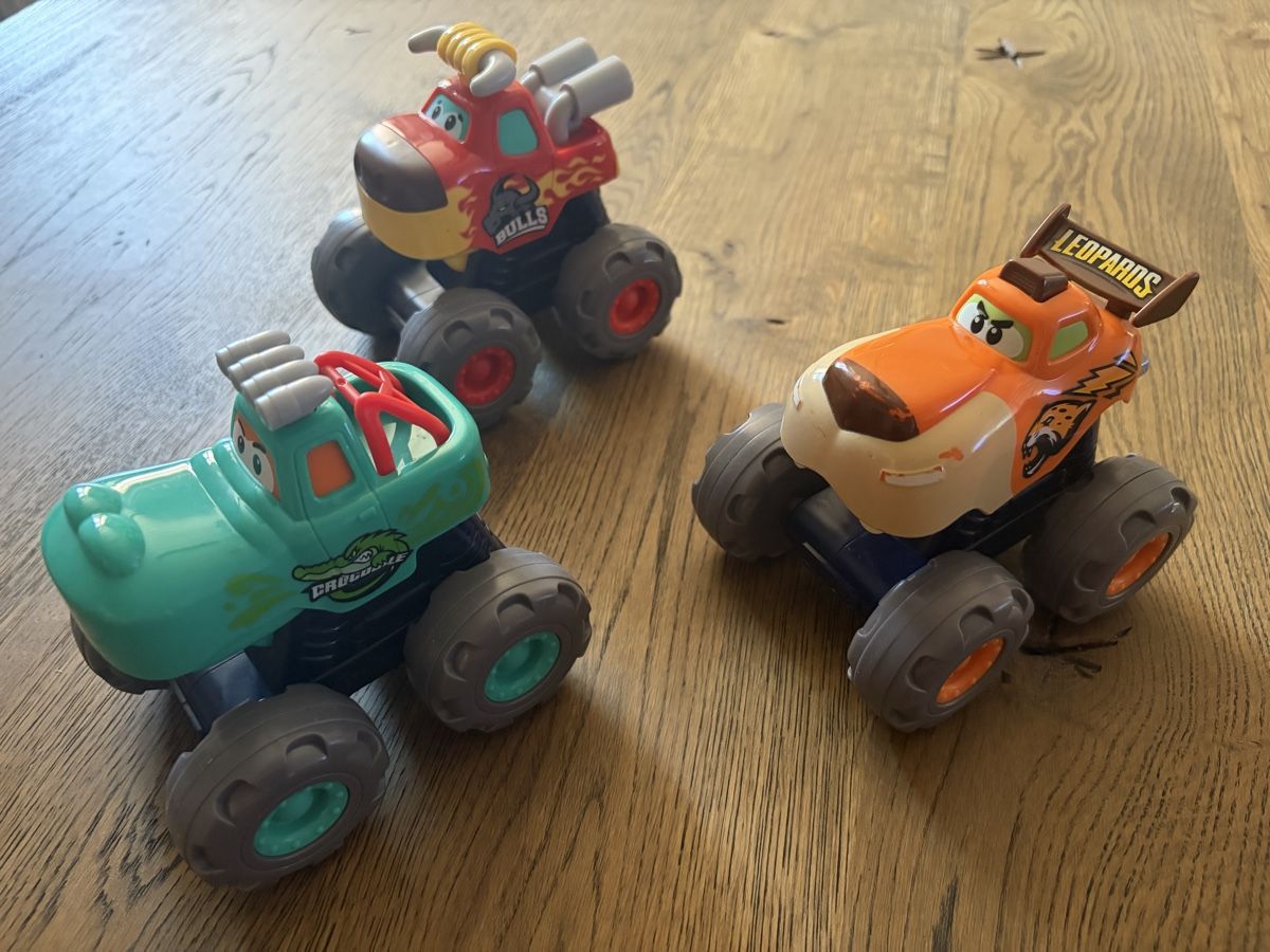 Spielzeuge: 3 Monstertrucks von Moni – Gebraucht aus Heiden von Nikita073