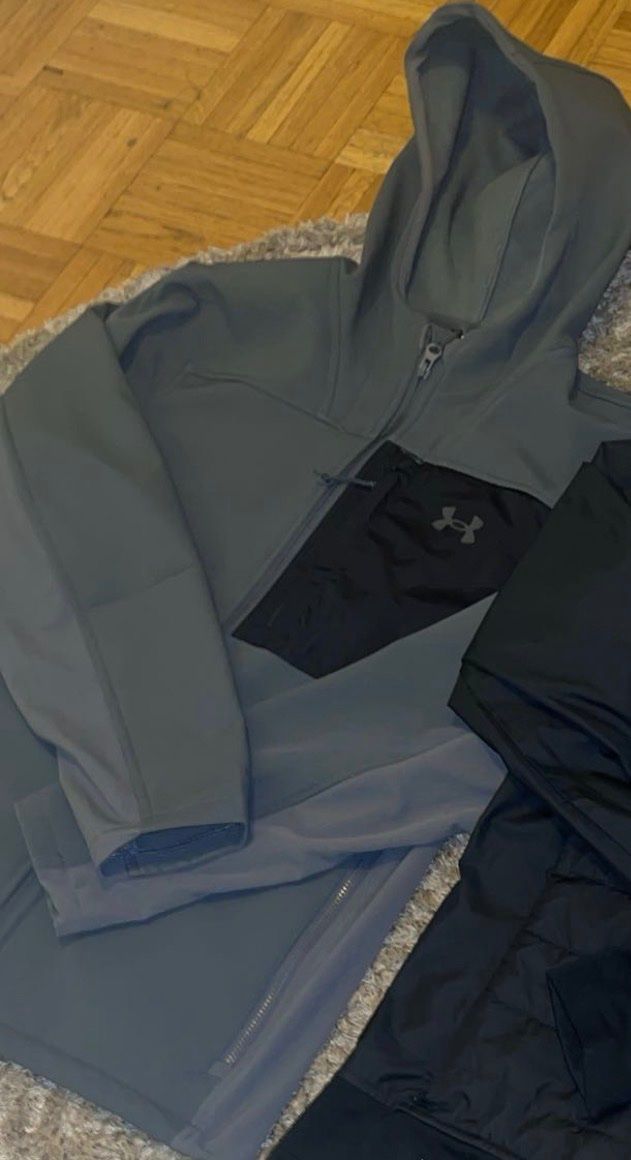 Vestes: Veste Under Armour coldgears – D'occasion à Genève par jak_rd6k