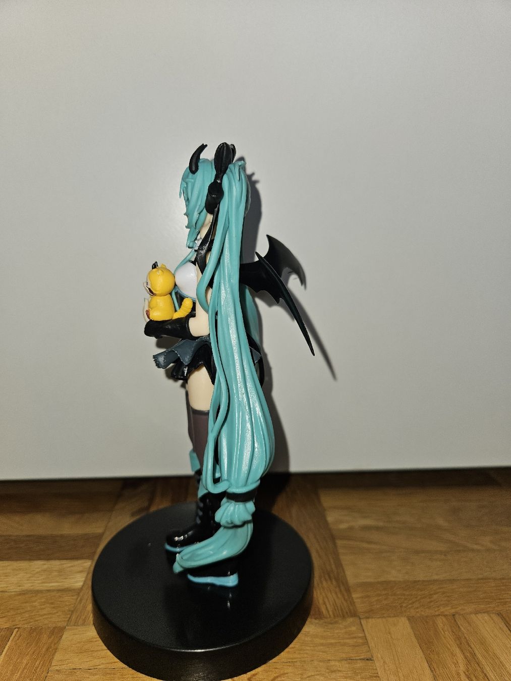 Figuren: Hatsune Miku – Devil Ver. Figur – Neu (gemäss Beschreibung) aus Bern von ves_2vjv 1