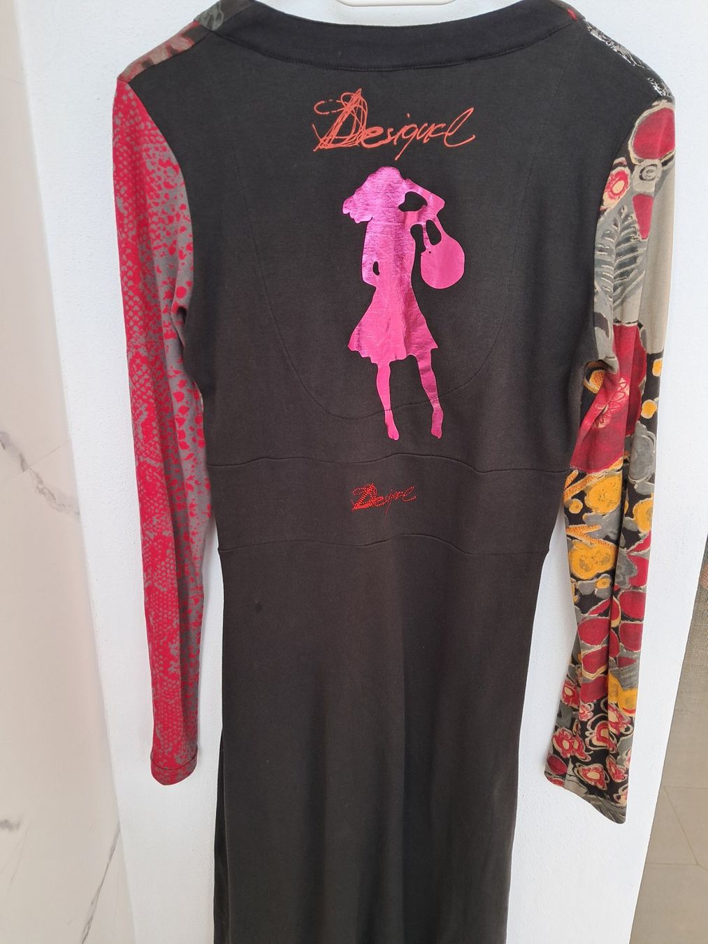 Desigual Vestiti: Robe DESIGUAL taille M – Usato da Chez-le-Bart venduto da jasse 1