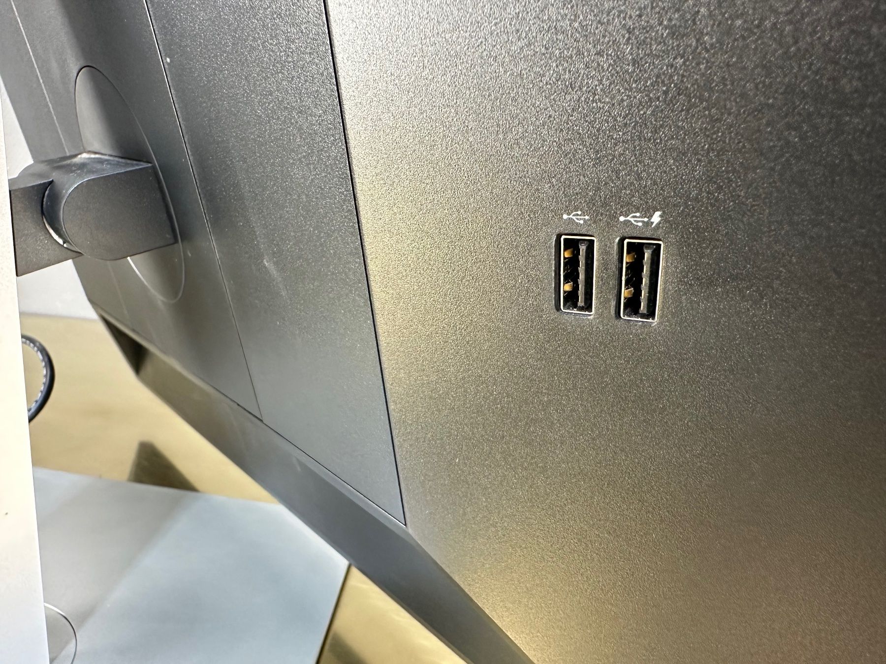 Hewlett Packard Monitor: Bildschirm, HP E24i G4, Gebraucht #1 – Usato da Laufenburg venduto da Sirluger 8