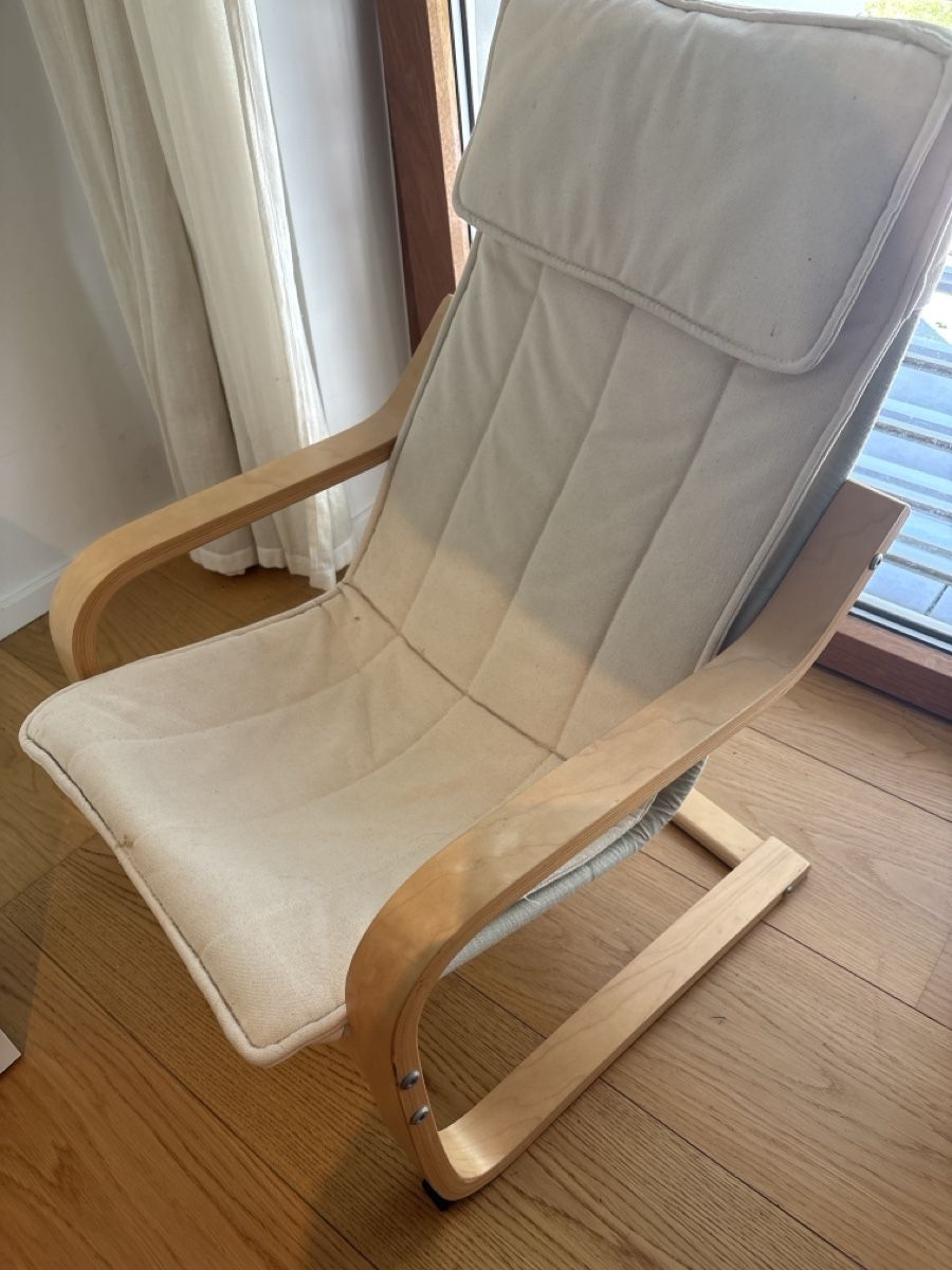 Ikea Poltrone: Chaise IKEA Poang enfant  – Usato da Lausanne venduto da Kingarthur5 2