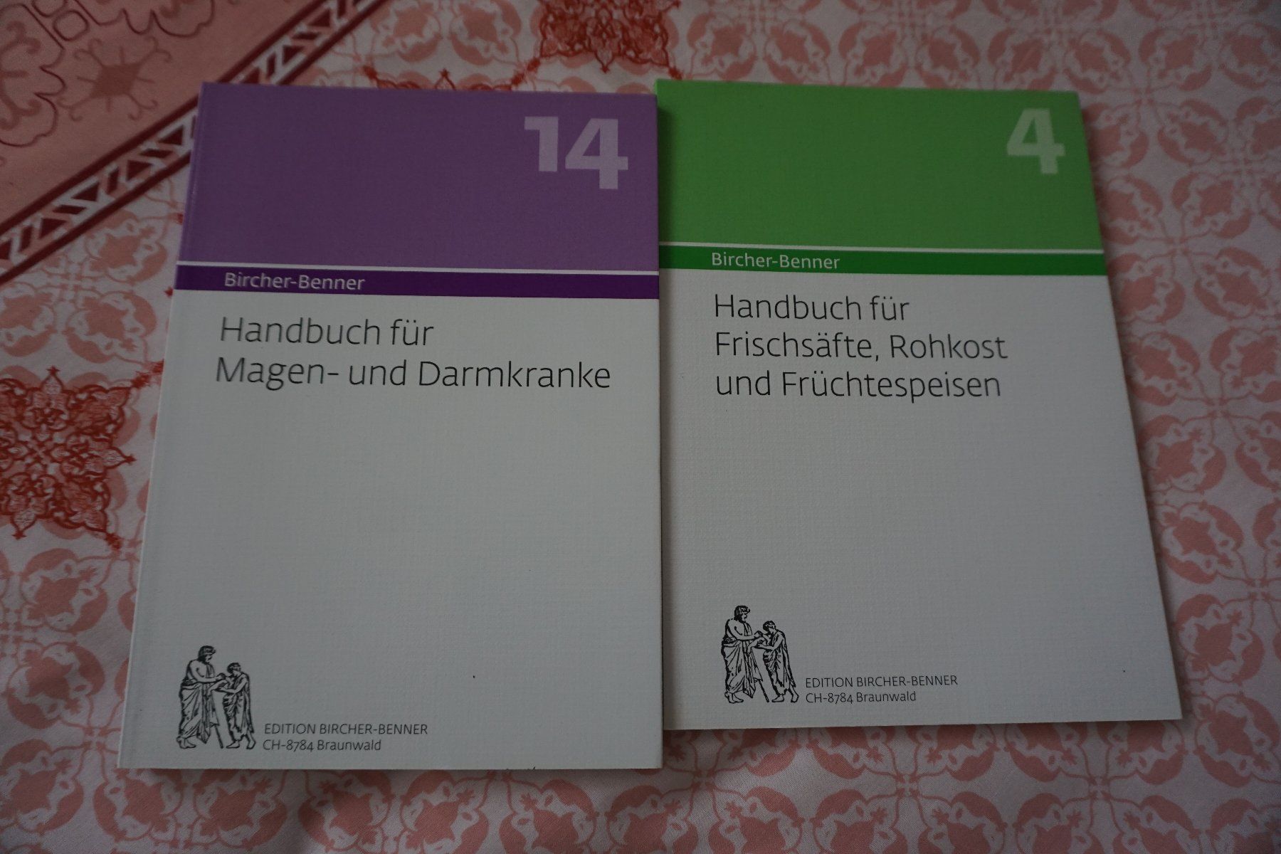 Libri: Bircher Benner Nr. 14 und Nr. 4 – Nuovo (secondo la descrizione) da Hochdorf venduto da Aguadulce