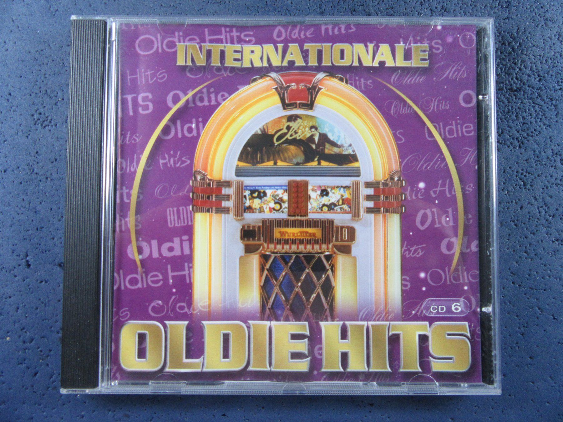 CD: INTERNATIONAL OLDIE HITS CD – Usato da Ettingen venduto da Hausi4711