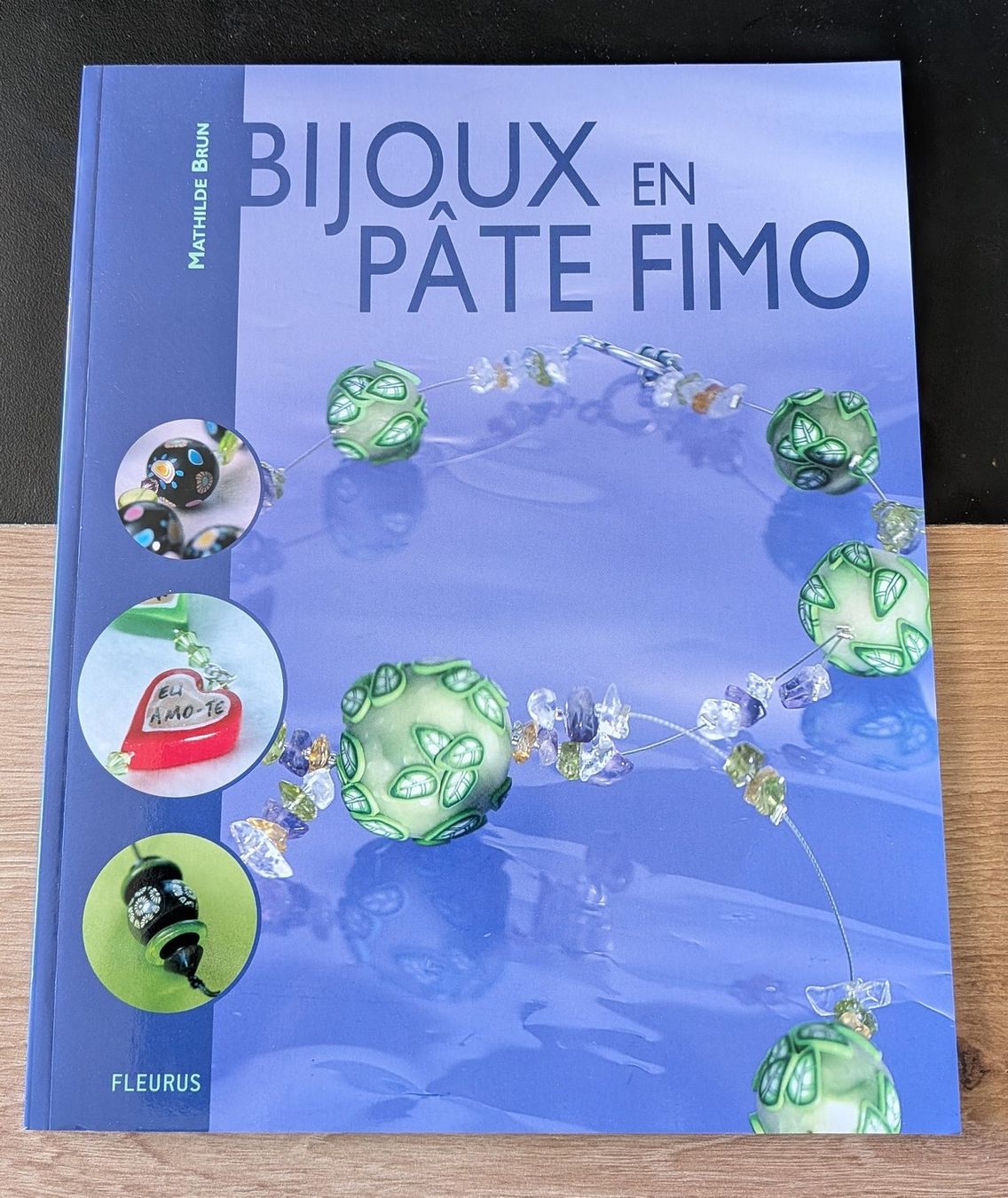 Libri: Bijoux en pâte Fimo – Usato da Villariaz venduto da Mariejoconde