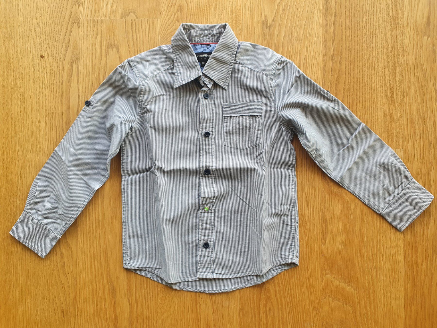 Camicie, T-shirt & Polo: NEU Hemd Gr. 110 – Nuovo e nell'imballaggio originale da Villars-sur-Glâne venduto da richardette