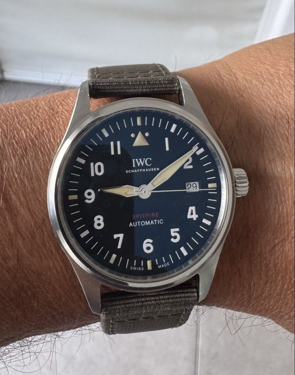 IWC Montres: IWC Pilot Spitfire – D'occasion à Chur par lucretiawatches