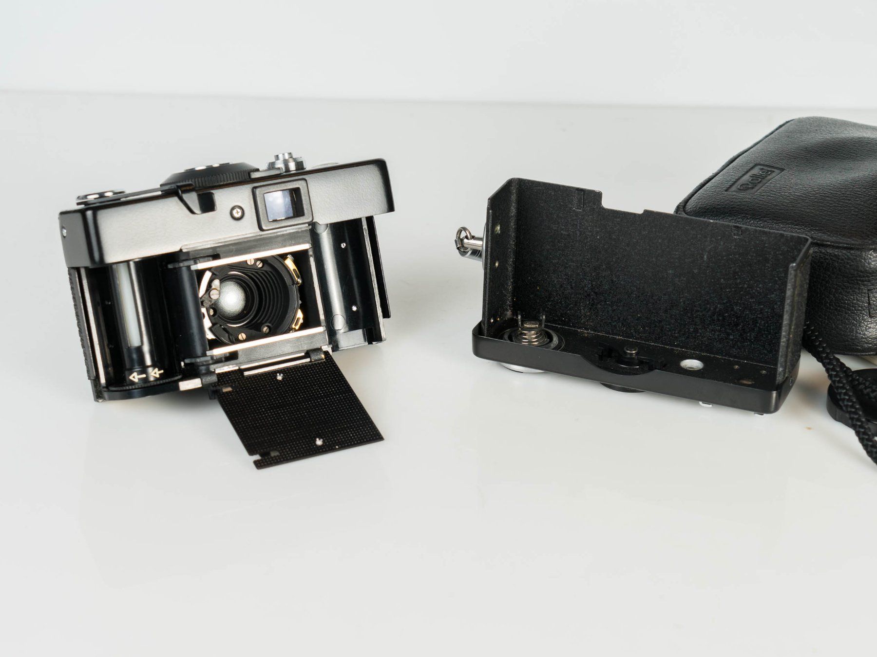 Rollei Fotocamera: Rollei 35 LED schwarz – Usato da Kriens venduto da Ebrias 8
