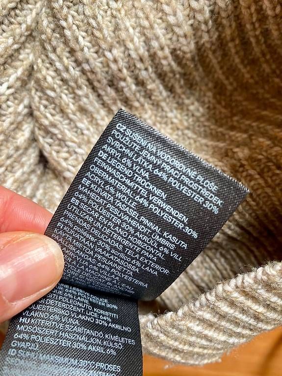 H&M Pulls & Sweat-shirts: Eleganter Rollpullover – D'occasion à Aarau par lacrimara 2